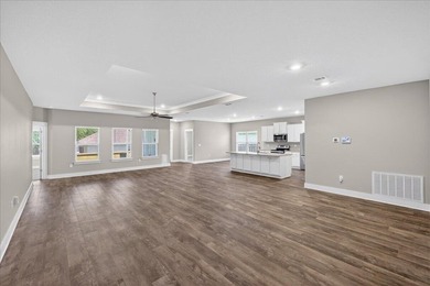 Nestled in a cul-de-sac, this beautifully built 2022 home offers - photo 9