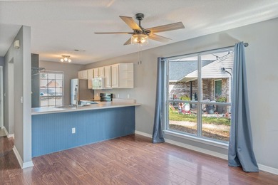 Discover the perfect combination of comfort and coastal living - photo 14