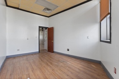 INVESTORS TAKE NOTICE: 1 retail and 8 residential units (9 units - photo 14