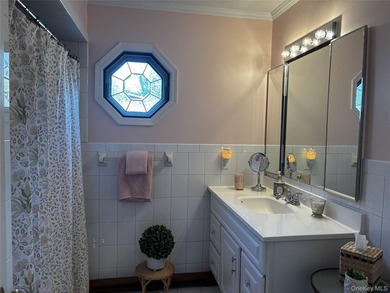 Welcome to 6 Cedar Ave, nestled in the tranquil and private - photo 23