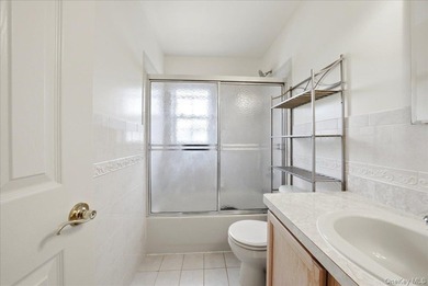 Location, Location, Location - 24-hour gated Harbor Pointe - photo 9