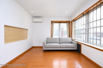 Rare opportunity to own a detached single-family home in a - photo 4