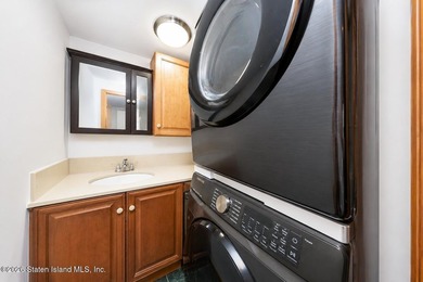 Rare opportunity to own a detached single-family home in a - photo 7