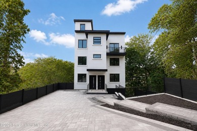 Welcome to 20 Creston Place, a stunning new construction - photo 2
