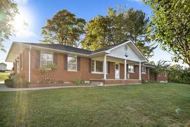 Lake Cumberland Home For Sale in Nancy Kentucky