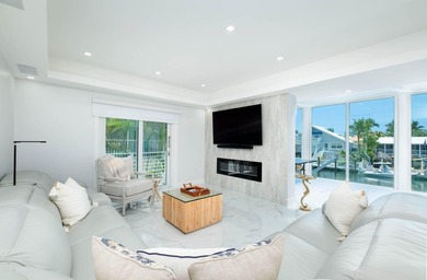 Coastal elegance meets the ultimate boating lifestyle in this - photo 14
