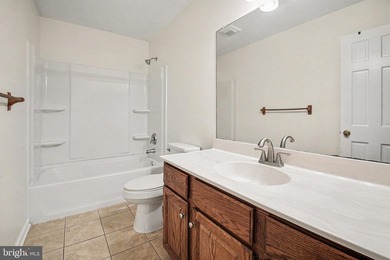 Spacious 4BR, 2.5BA Colonial with Dramatic Two-Story Family Room - photo 34