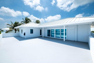 Coastal elegance meets the ultimate boating lifestyle in this - photo 37