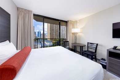 Palms at Waikiki is situated at the entrance of Waikiki in a - photo 3