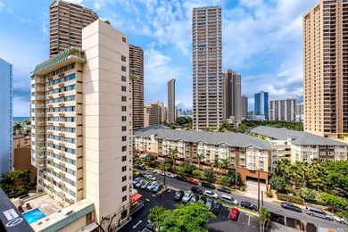 Palms at Waikiki is situated at the entrance of Waikiki in a - photo 6