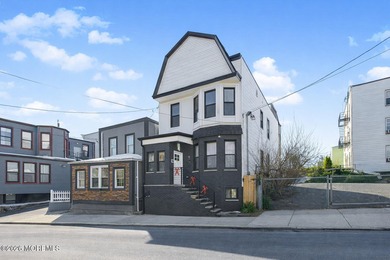 FULLY RENOVATED 2 FAMILY 6/6 FOR SALE. THE 2ND FLOOR 3 BEDROOM - photo 2