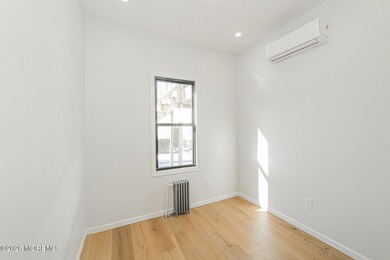 FULLY RENOVATED 2 FAMILY 6/6 FOR SALE. THE 2ND FLOOR 3 BEDROOM - photo 10