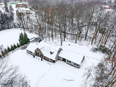 (private lake, pond, creek) Acreage For Sale in Franklin Michigan