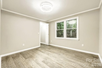 SELLER TO PAY UP TO $ 5000.00 OF BUYERS CLOSING COST WITH - photo 13