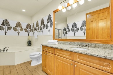 Gorgeous condo in Beachside Colony-Tybee's premier oceanfront