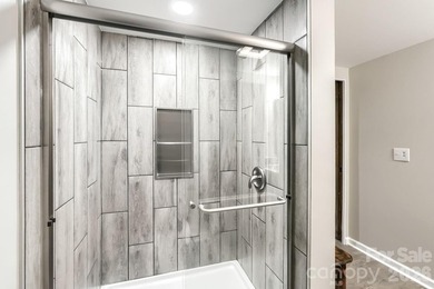 SELLER TO PAY UP TO $ 5000.00 OF BUYERS CLOSING COST WITH - photo 22