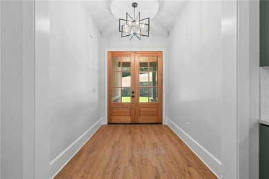 Amazing new build on Lake Hartwell in a gated golf course - photo 5