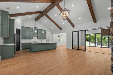 Amazing new build on Lake Hartwell in a gated golf course - photo 8