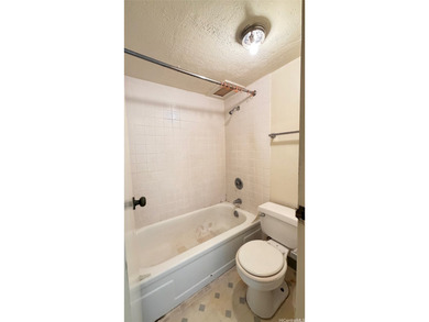 Experience the best of Waikiki living in this beautifully - photo 4
