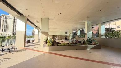 Experience the best of Waikiki living in this beautifully - photo 7