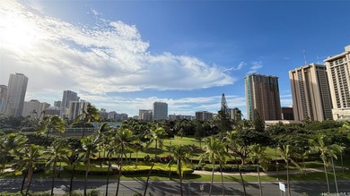 Experience the best of Waikiki living in this beautifully - photo 9