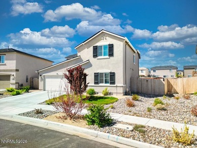 Paid-off solar. A backyard built to enjoy. And a Lennar floor - photo 3