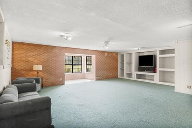 75 dollars of foot on 3 acres is a steal. 6200 sq feet No Hoa - photo 6