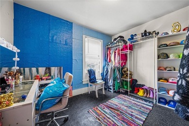Investor Alert! Don't miss this fantastic duplex opportunity - photo 12