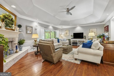 Welcome to this stunning four-sided brick lakefront retreat - photo 14