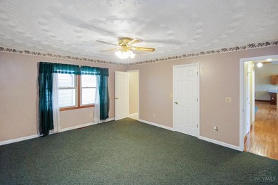 Just steps from the beach and clubhouse in Lake Lorelei! This - photo 15