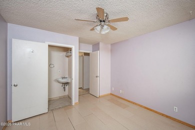 LOCATION LOCATION LOCATION LOCATION! Close to Thumb Butte