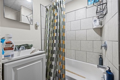 Investor Alert! Don't miss this fantastic duplex opportunity - photo 16