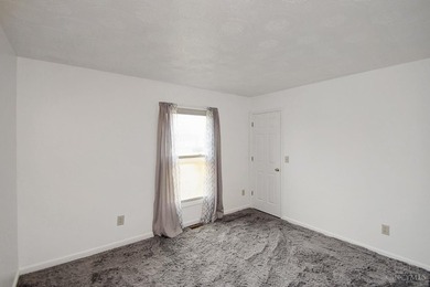 Just steps from the beach and clubhouse in Lake Lorelei! This - photo 18