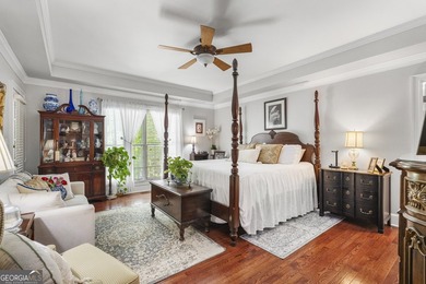 Welcome to this stunning four-sided brick lakefront retreat - photo 20