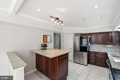 HUGE price improvement!!! Move-in ready 3-bed, 2.5-bath - photo 4