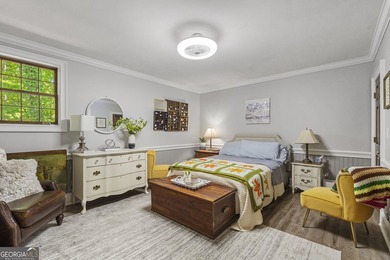 Welcome to this stunning four-sided brick lakefront retreat - photo 30