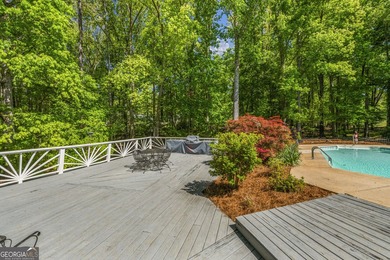 Welcome to this stunning four-sided brick lakefront retreat - photo 36