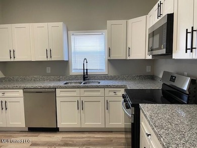 REPAIRED and READY for new owners!! Home qualifies for USDA! We - photo 6