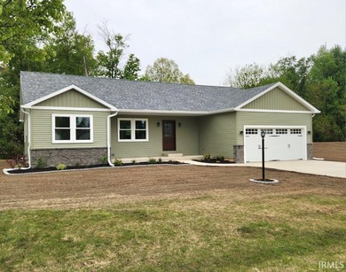 BRAND NEW located in South Shore Green. This floor plan offers - photo 3