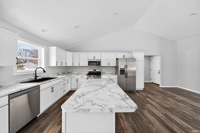 BRAND NEW located in South Shore Green. This floor plan offers - photo 4