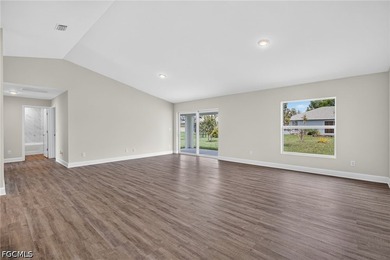 MOVE-IN READY-DON'T WAIT, CLOSING ASSISTANCE AVAILABLE! This - photo 13