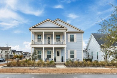 (private lake, pond, coastal) Home For Sale in Summerville South Carolina