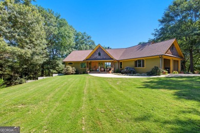 Lake Home For Sale in Lavonia, Georgia