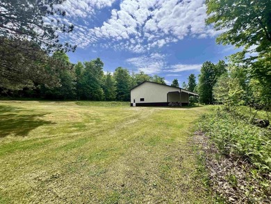 Peaceful country living with room for everything. Situated on 40 - photo 44