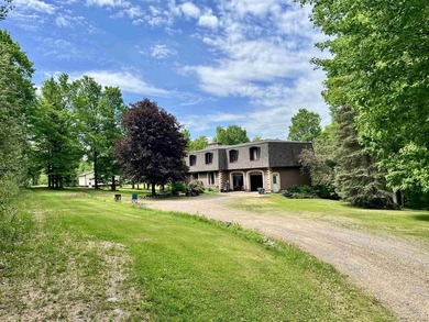 Peaceful country living with room for everything. Situated on 40 - photo 49