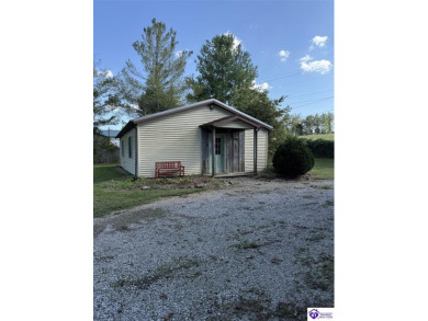 Rough River Lake Home For Sale in Mcdaniels Kentucky