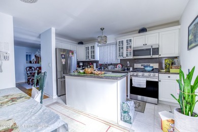 Welcome to 75 Gower Street, Staten Island! This well-maintained - photo 10