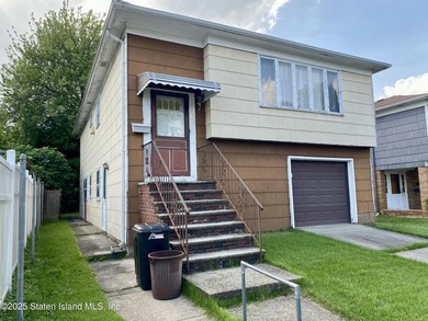 This spacious Raised Ranch is located in the heart of - photo 3
