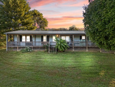 Lake Home For Sale in Flemingsburg, Kentucky