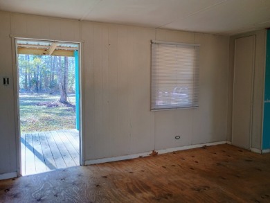 Private Lake Community, Older Mobile Home SOLD - photo 3